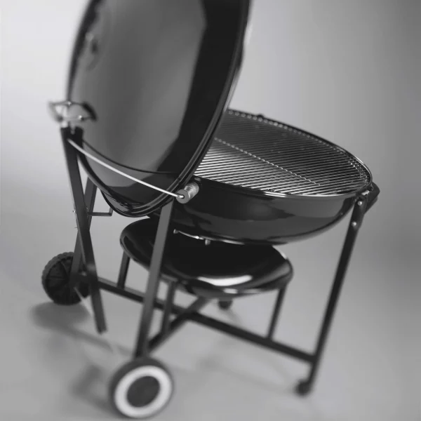 Weber Ranch Kettle Charcoal Grill 37