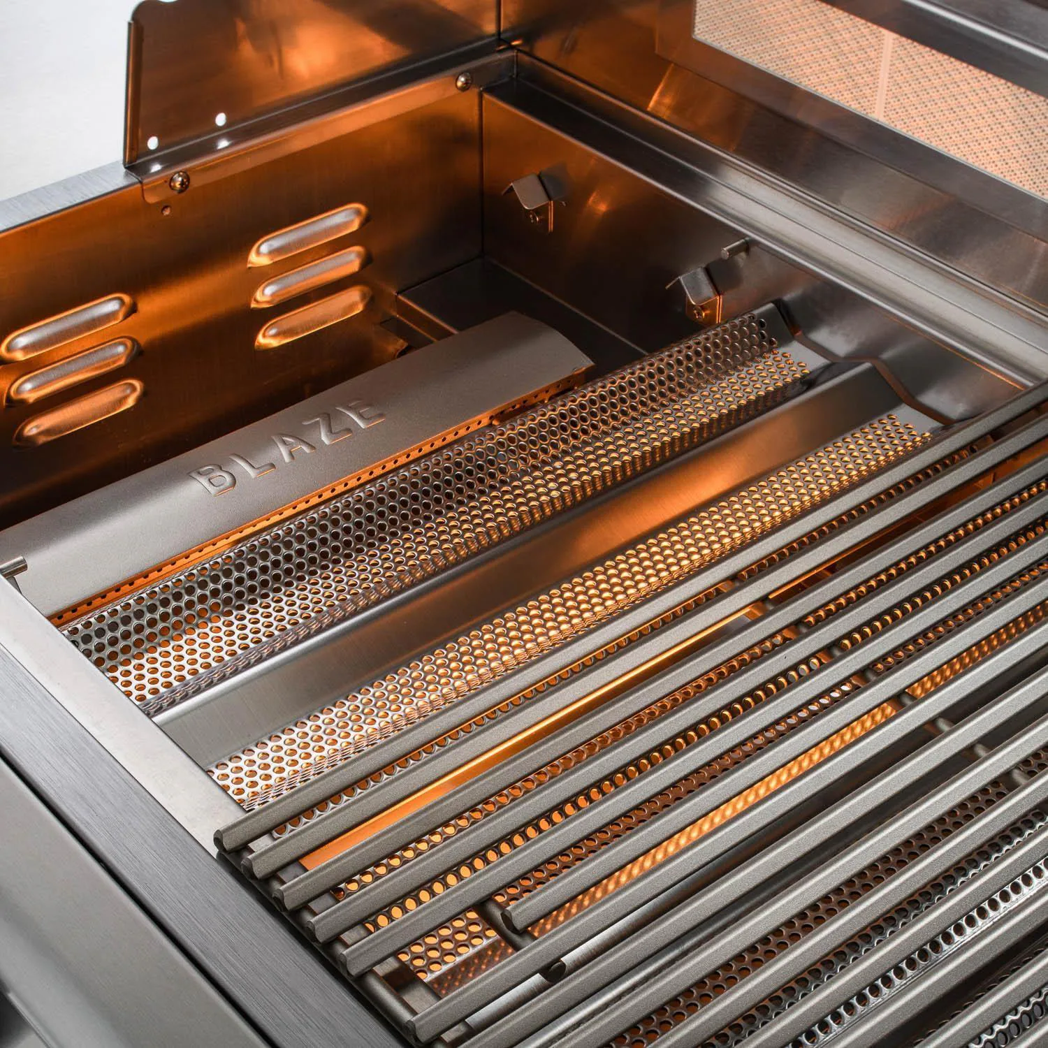 Blaze Premium LTE Marine Grade 32 Inch 4-Burner Built In Gas Grill 7 Blaze Premium LTE Marine Grade 32 Inch 4-Burner Built In Gas Grill
