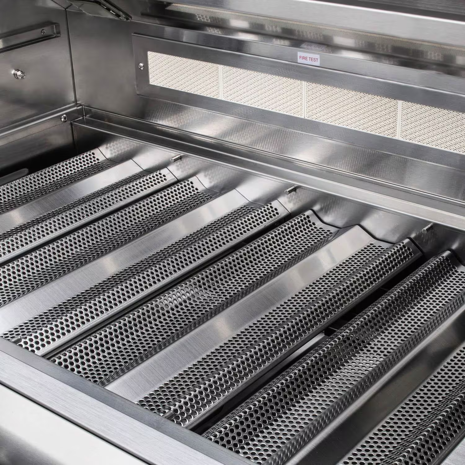 Blaze Premium LTE Marine Grade 32 Inch 4-Burner Built In Gas Grill 8 Blaze Premium LTE Marine Grade 32 Inch 4-Burner Built In Gas Grill